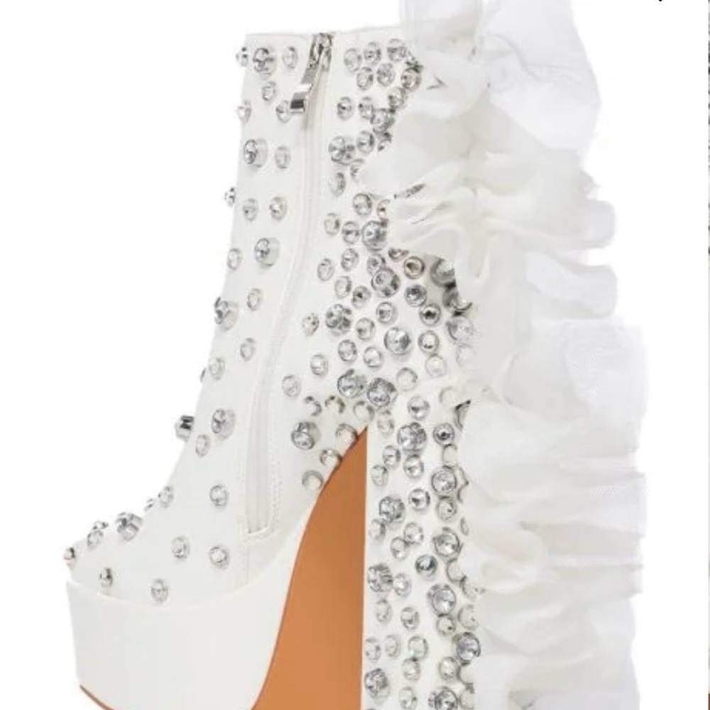 White Azalea Wang boots.